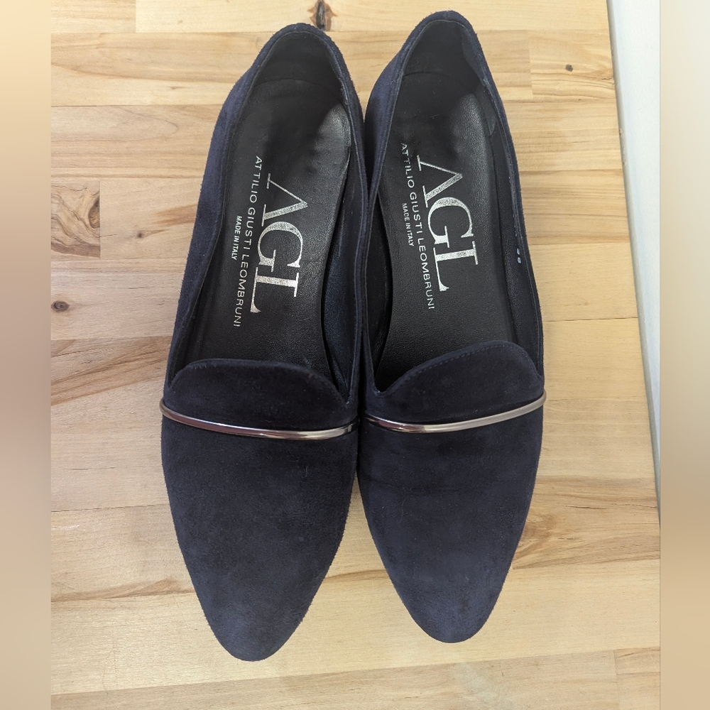 AGL Navy Suede Pointed Toe Loafers with Metal Accent 38 7.5 Flats